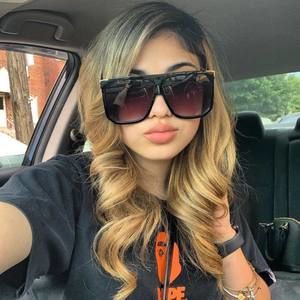 Meet your Posher, Jasmine